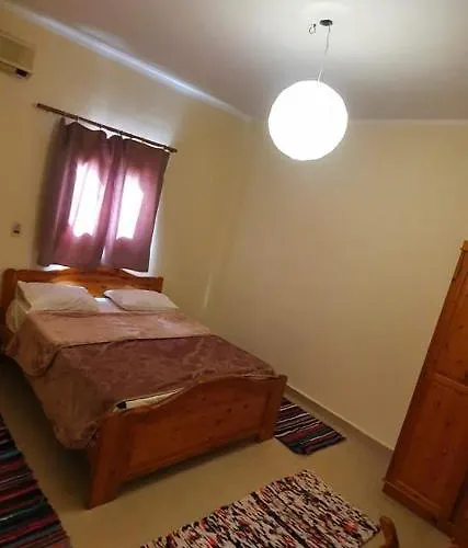 Szálloda Abeed House *